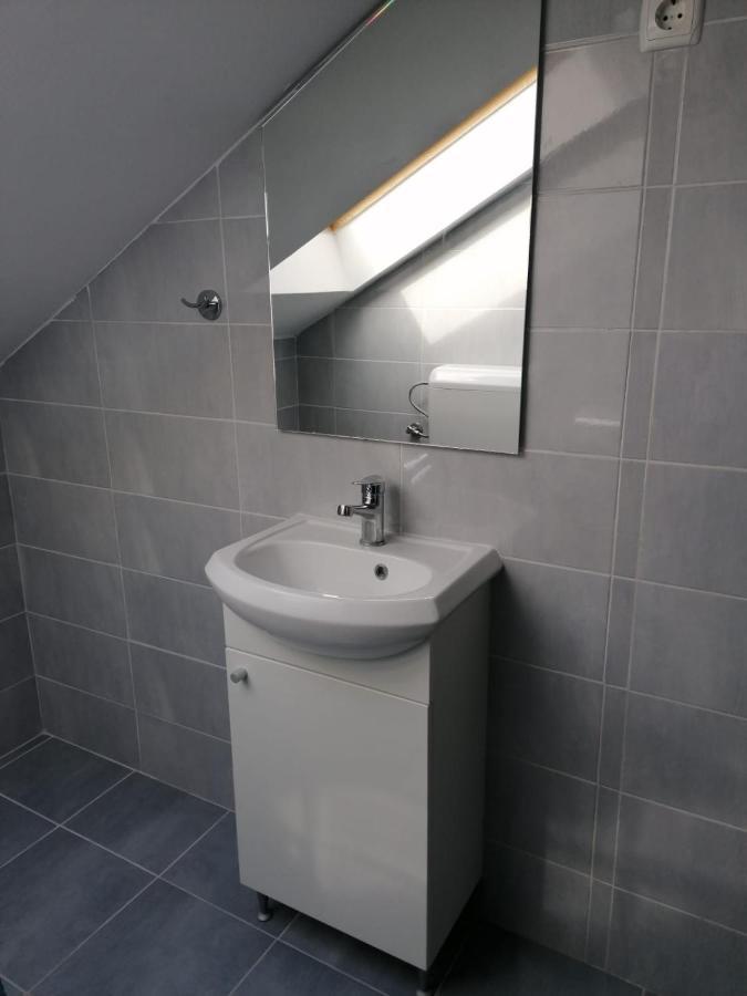 נין Apartment Niva מראה חיצוני תמונה