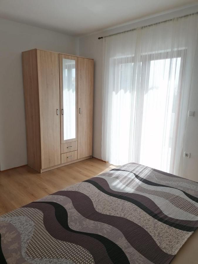 נין Apartment Niva מראה חיצוני תמונה