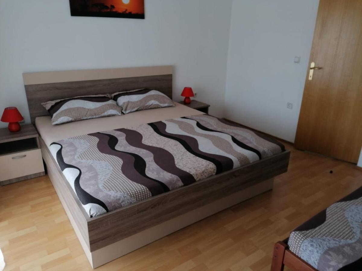 נין Apartment Niva מראה חיצוני תמונה