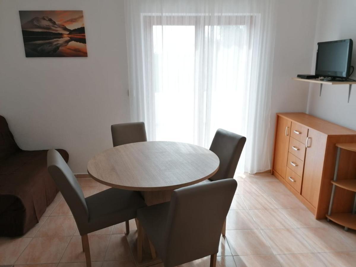 נין Apartment Niva מראה חיצוני תמונה