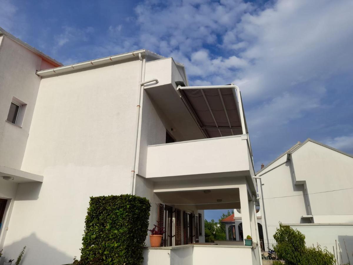 נין Apartment Niva מראה חיצוני תמונה