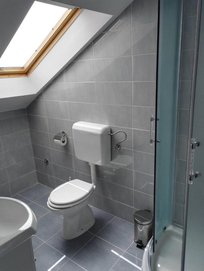 נין Apartment Niva מראה חיצוני תמונה