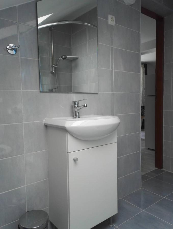 נין Apartment Niva מראה חיצוני תמונה